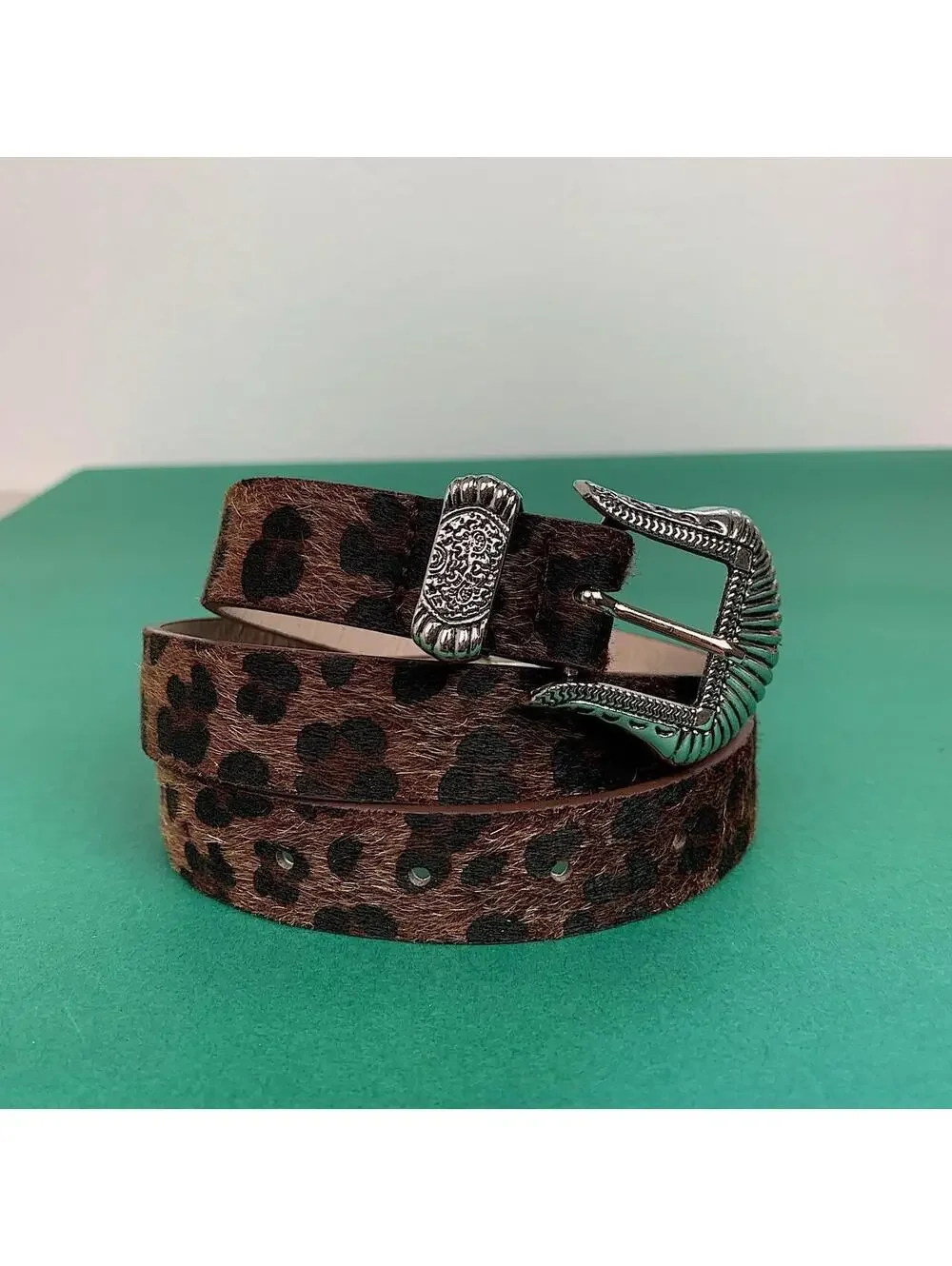 Vintage y2k Cyber style Brown Cheetah Fur American Western boho indie belt